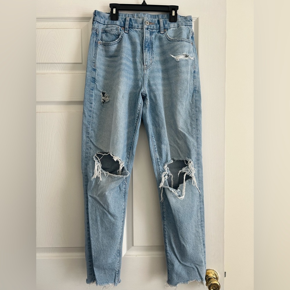 Distressed Light Blue Jeans